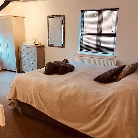 Cosy And Peaceful Maisonette With Terrace, Kidderminster Exterior foto
