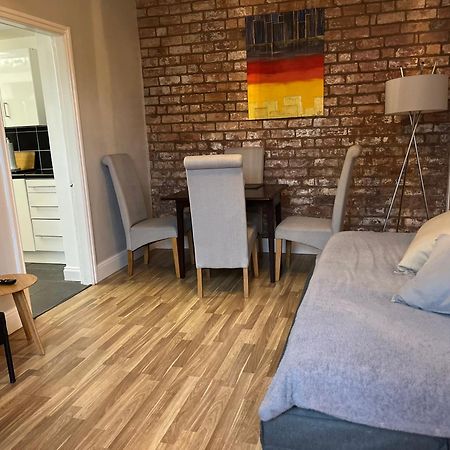Cosy And Peaceful Maisonette With Terrace, Kidderminster Exterior foto